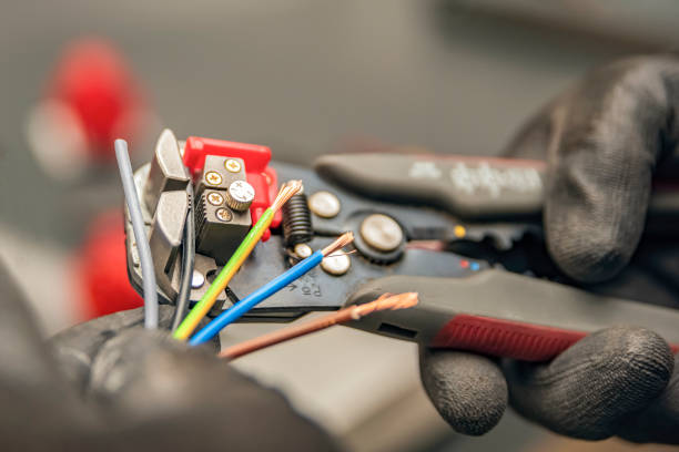 Best Best Electricians Near Me  in Harrah, OK