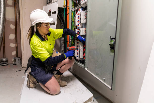 Best Circuit Breaker Repair  in Harrah, OK