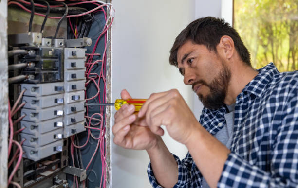 Best Emergency Electrical Repair  in Harrah, OK